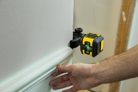 Laser krzyżowy samopoziomujący CROSS90 zielony Stanley