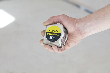 Taśma miernicza Stanley PowerLock chromowana obudowa 8m x 25mm