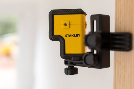 Laser 3-punktowy SPL3 czerwony Stanley