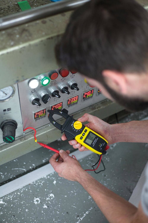 Miernik elektryczny Stanley FatMax SMART CLAMP FMHT82564-0