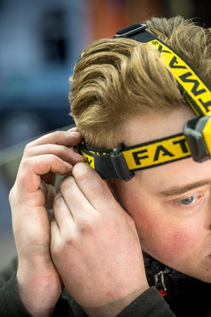 Latarka czołowa z sensorem ruchu Stanley FatMax 200 lm FMHT81509-0