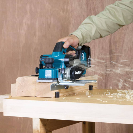 Akumulatorowy strug do drewna 18V Li-Ion 82mm Makita DKP181Z