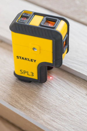Laser 3-punktowy SPL3 czerwony Stanley