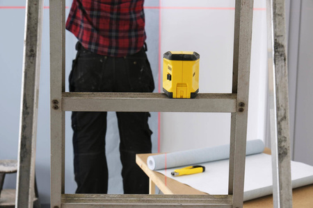 Laser krzyżowy Stanley C-Line czerwony