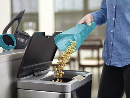 Akumulatorowy odkurzacz bezprzewodowy na sucho i mokro Dustbuster Black & Decker WDA320J-QW