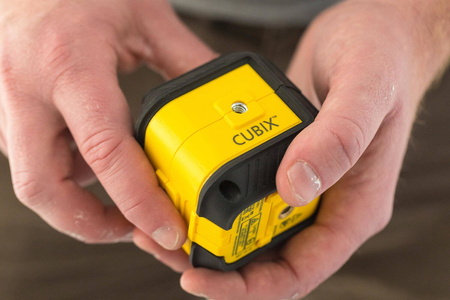 Laser krzyżowy STANLEY Cubix 16m zielony