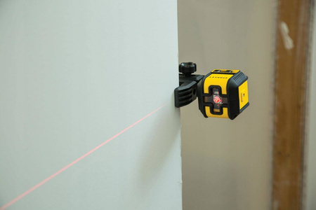 Laser krzyżowy STANLEY Cubix 12m czerwony STHT77498-1
