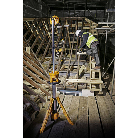 Akumulatorowy reflektor budowlany LED 18V DeWalt DCL079-XJ