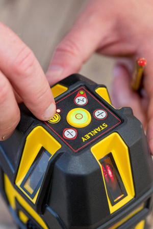 Laser krzyżowy FATMAX MULTI-LINE 4V1H czerwony