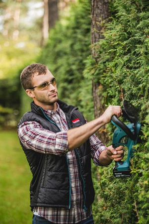 Akumulatorowe nożyce do żywopłotu, ostrze 520mm, 18V Li-Ion Makita DUH523Z