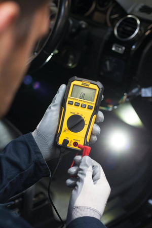 Miernik elektryczny Stanley FatMax SMART FMHT82563-0