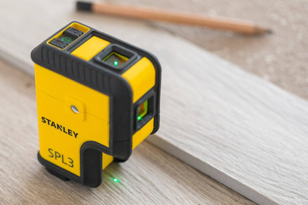 Laser 3-punktowy SPL3 zielony Stanley