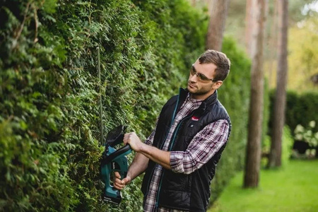 Akumulatorowe nożyce do żywopłotu, ostrze 520mm, 18V Li-Ion Makita DUH523Z